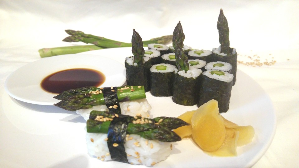 Sushi mit grünem Spargel - Sushi-Liebhaber