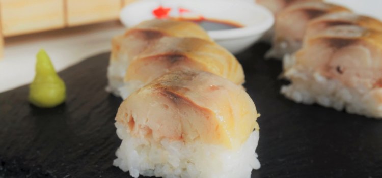 Oshizushi - Sushi aus der Holzkiste